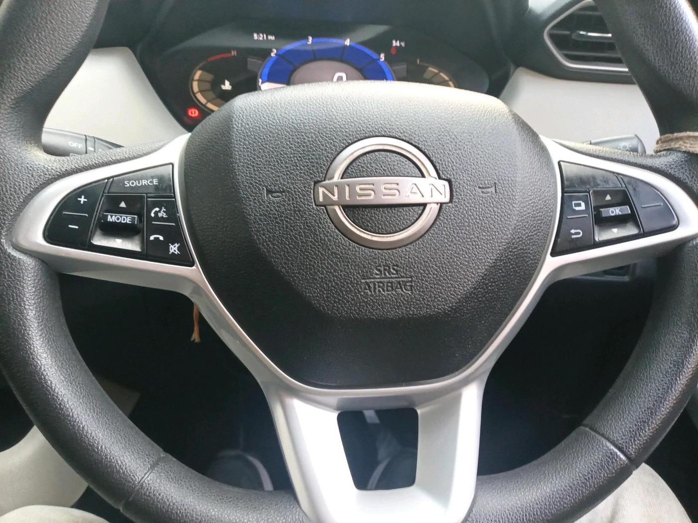 2023 Nissan MAGNITE XV MT, Petrol, Manual, 12,050 km, interior