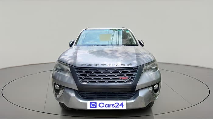 2017 Toyota Fortuner 2.8 4X2 AT, Diesel, Automatic, 99,357 km, exterior