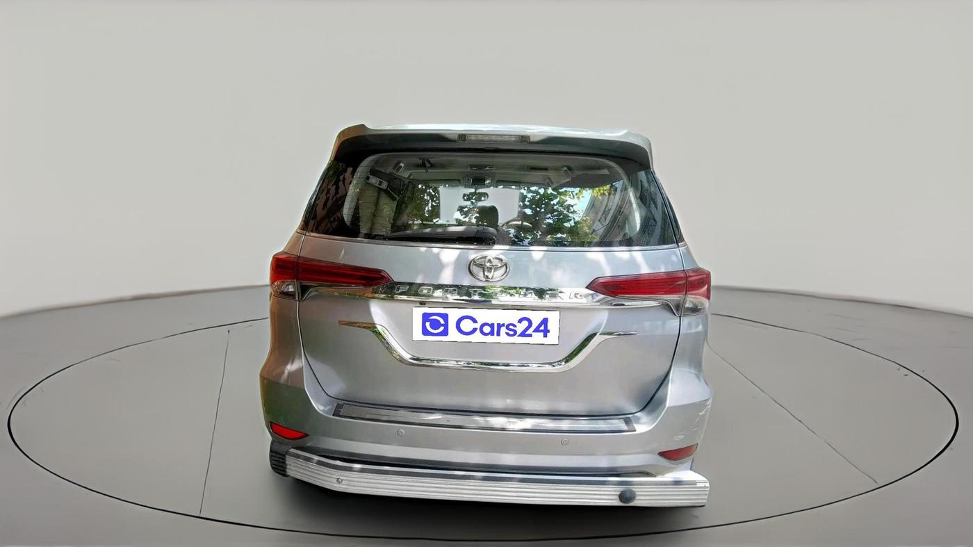 2017 Toyota Fortuner 2.8 4X2 AT, Diesel, Automatic, 99,357 km, exterior