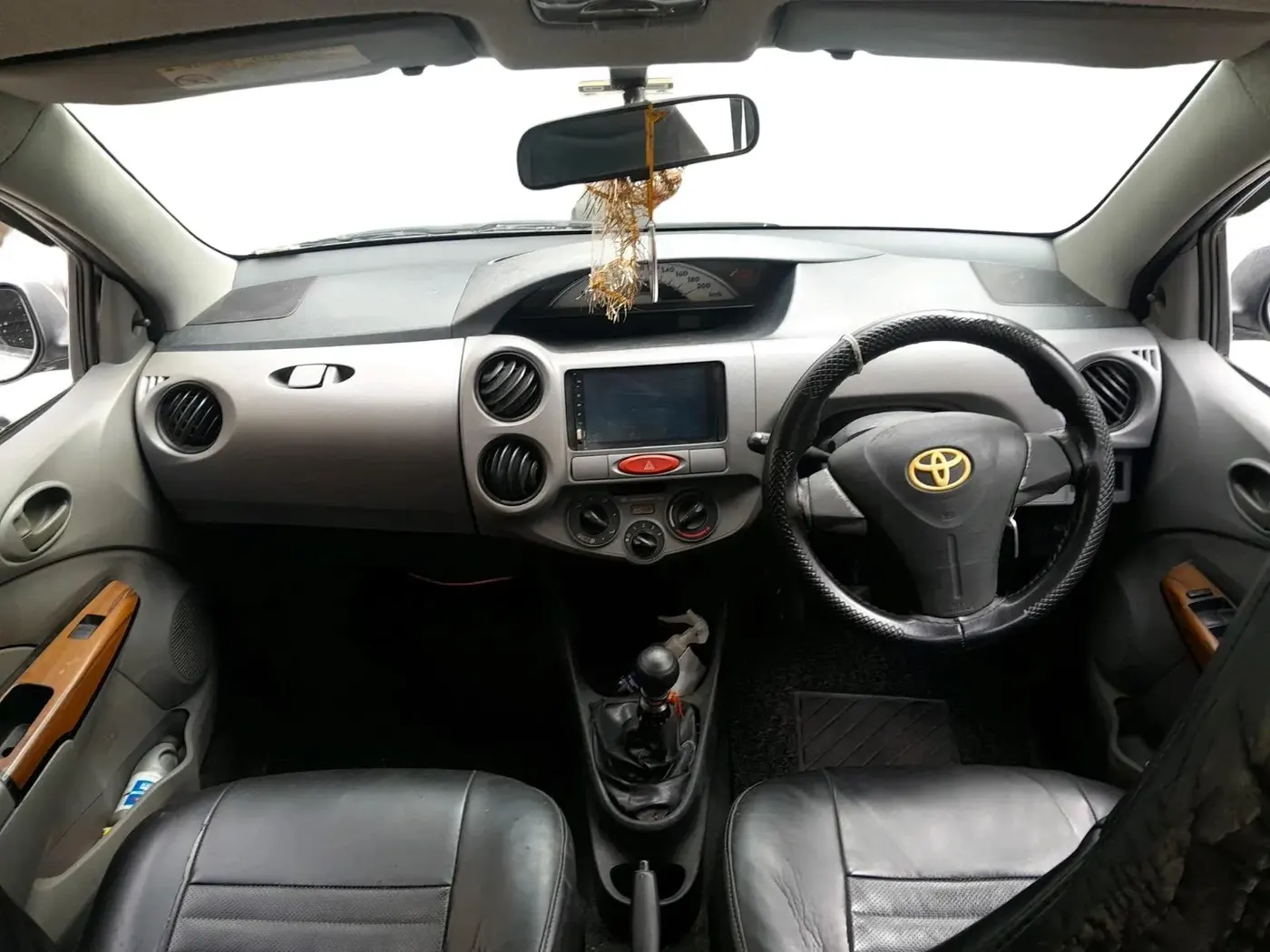 2011 Toyota Etios GD, Diesel, Manual, 80,448 km, interior