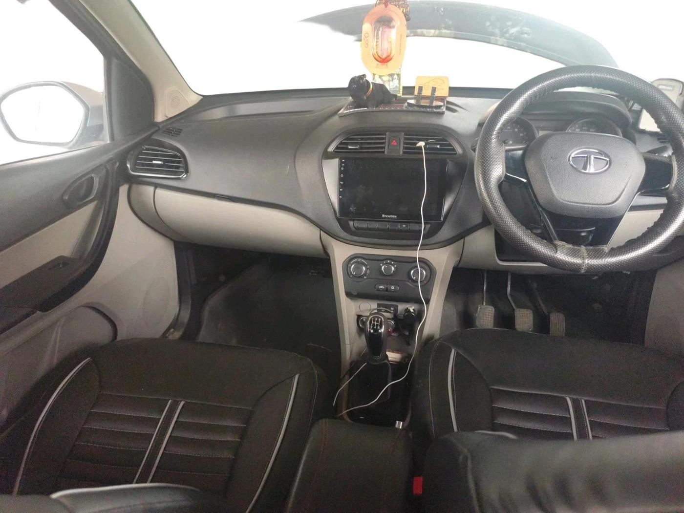 2018 Tata Tiago XT PETROL, Petrol, Manual, 29,495 km, interior