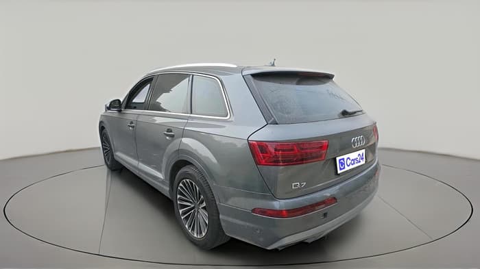 2018 Audi Q7 45 TDI TECHNOLOGY PLUS SUNROOF, Diesel, Automatic, 1,32,149 km, exterior