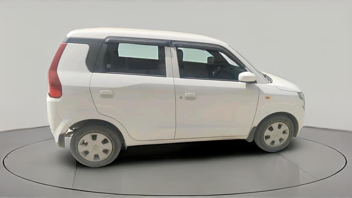 2024 Maruti New Wagon-R VXI 1.0 AMT, Petrol, Automatic, 8,996 km, exterior