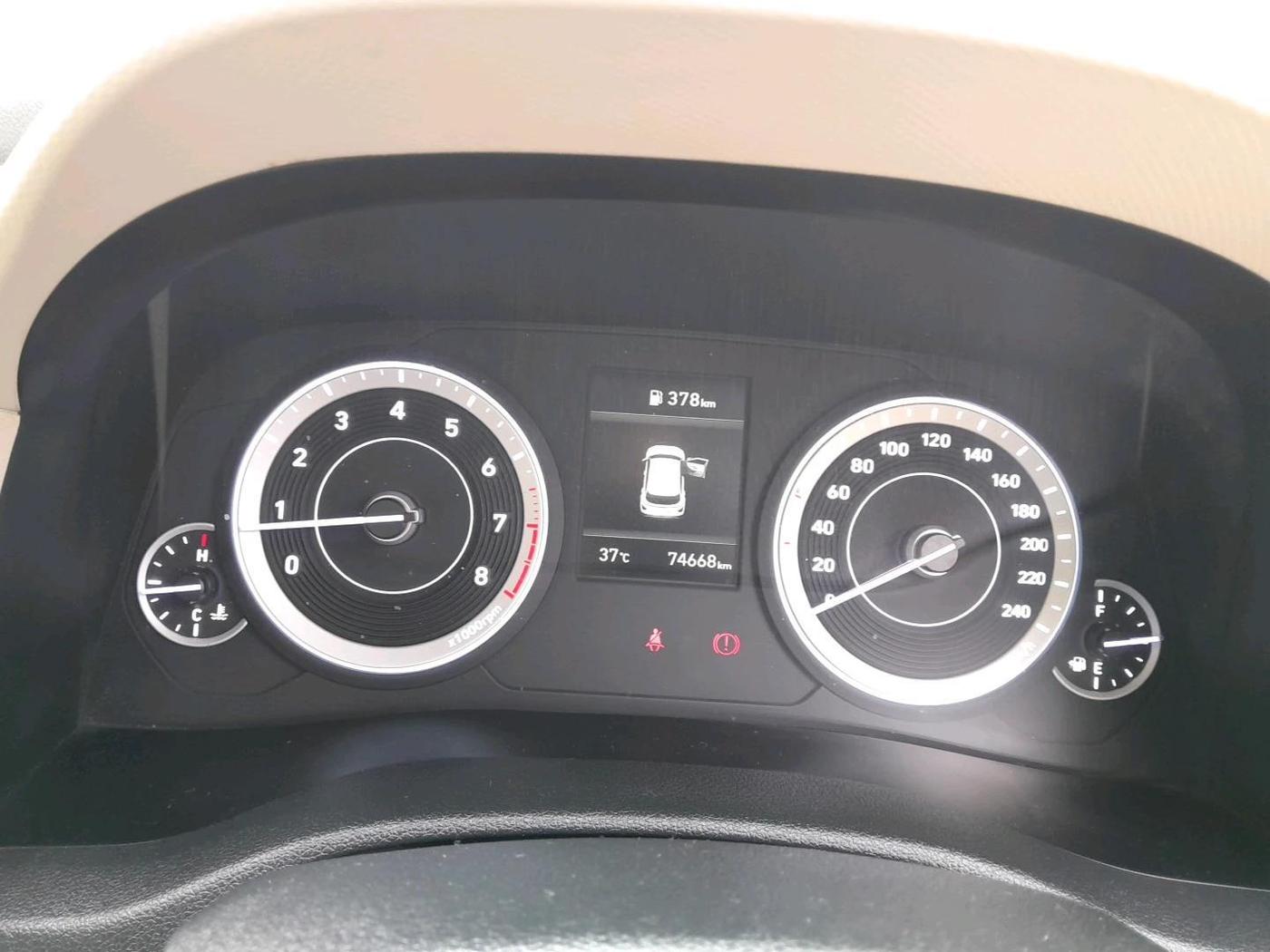 2021 Hyundai Creta SX EXECUTIVE 1.5 PETROL, Petrol, Manual, 74,668 km, interior