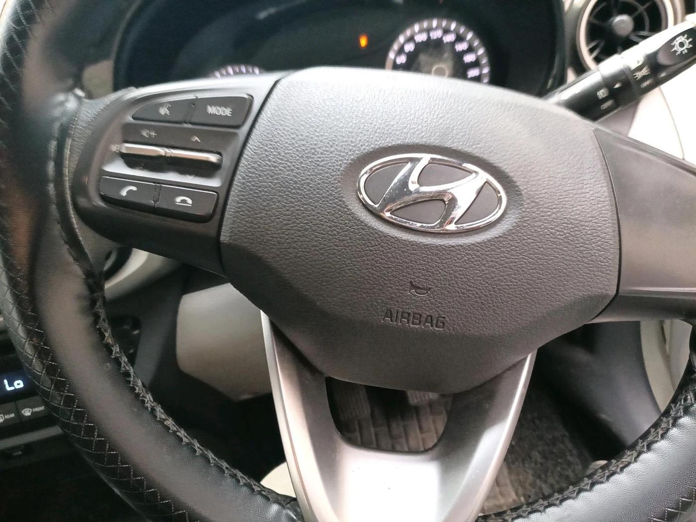 2022 Hyundai GRAND I10 NIOS SPORTZ 1.2 KAPPA VTVT CNG, CNG, Manual, 34,834 km, interior