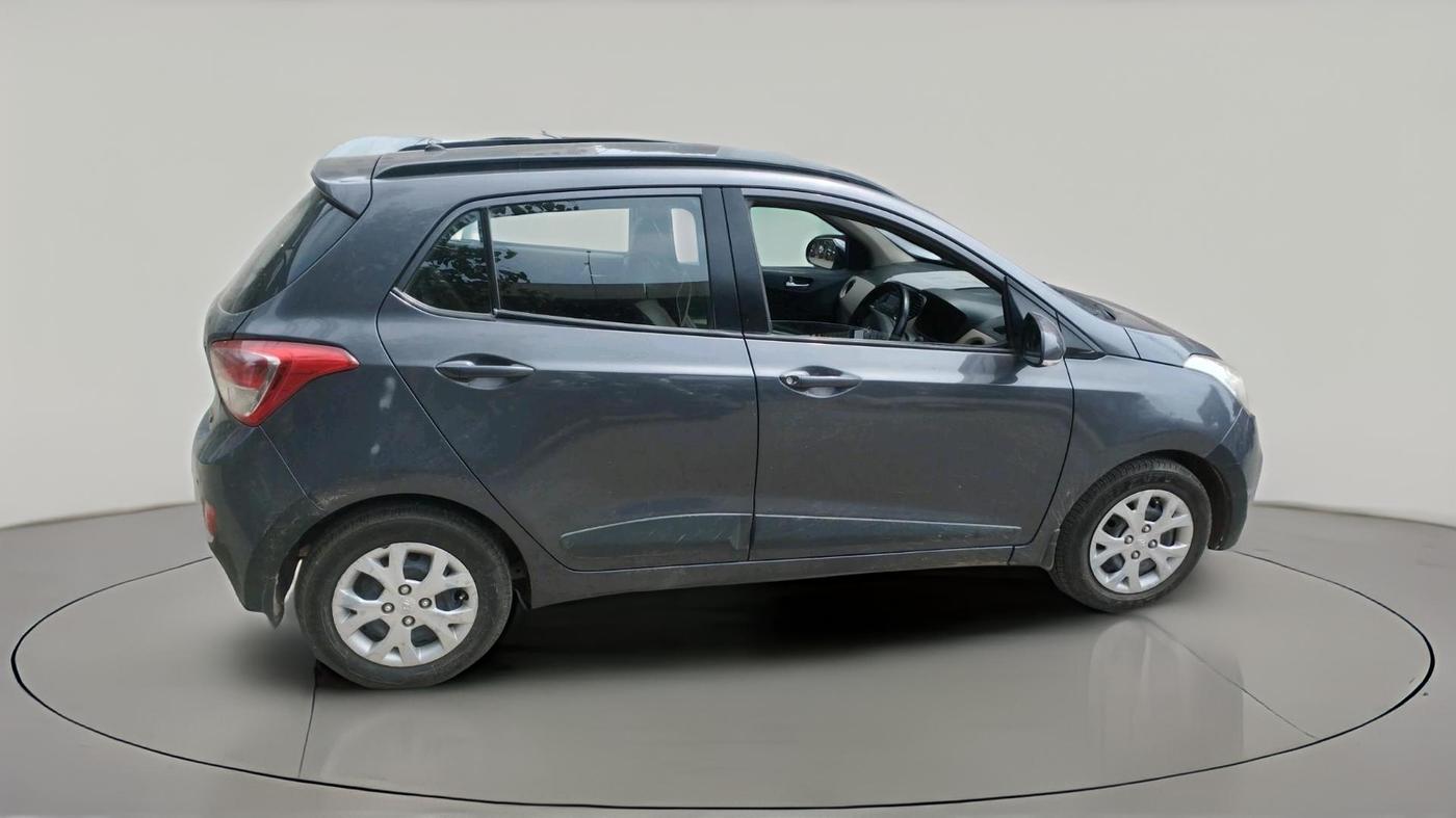 2015 Hyundai Grand i10 SPORTZ 1.2 KAPPA VTVT, Petrol, Manual, 1,02,149 km, exterior