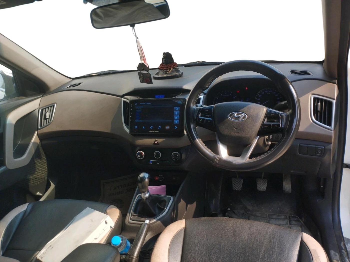 2017 Hyundai Creta E PLUS 1.6 PETROL, Petrol, Manual, 1,69,333 km, interior
