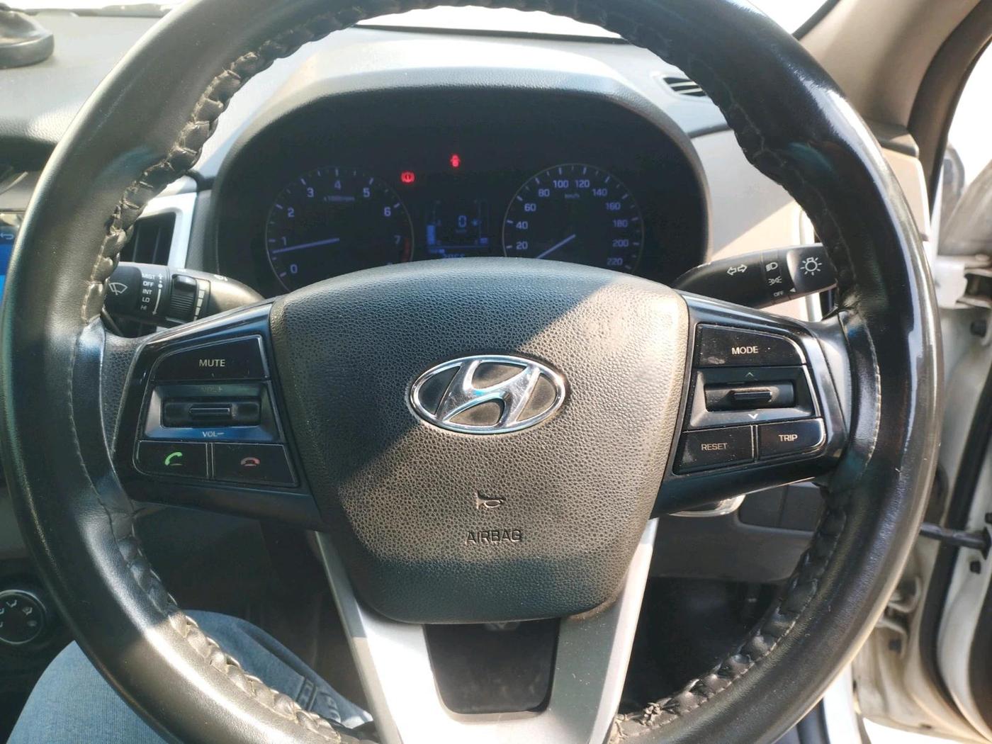 2017 Hyundai Creta E PLUS 1.6 PETROL, Petrol, Manual, 1,69,333 km, interior