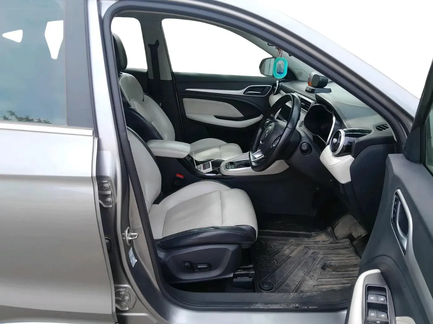 2022 MG ASTOR SHARP 1.5 CVT, Petrol, Automatic, 1,05,248 km, interior