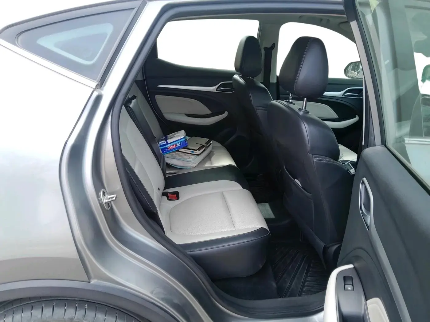2022 MG ASTOR SHARP 1.5 CVT, Petrol, Automatic, 1,05,248 km, interior