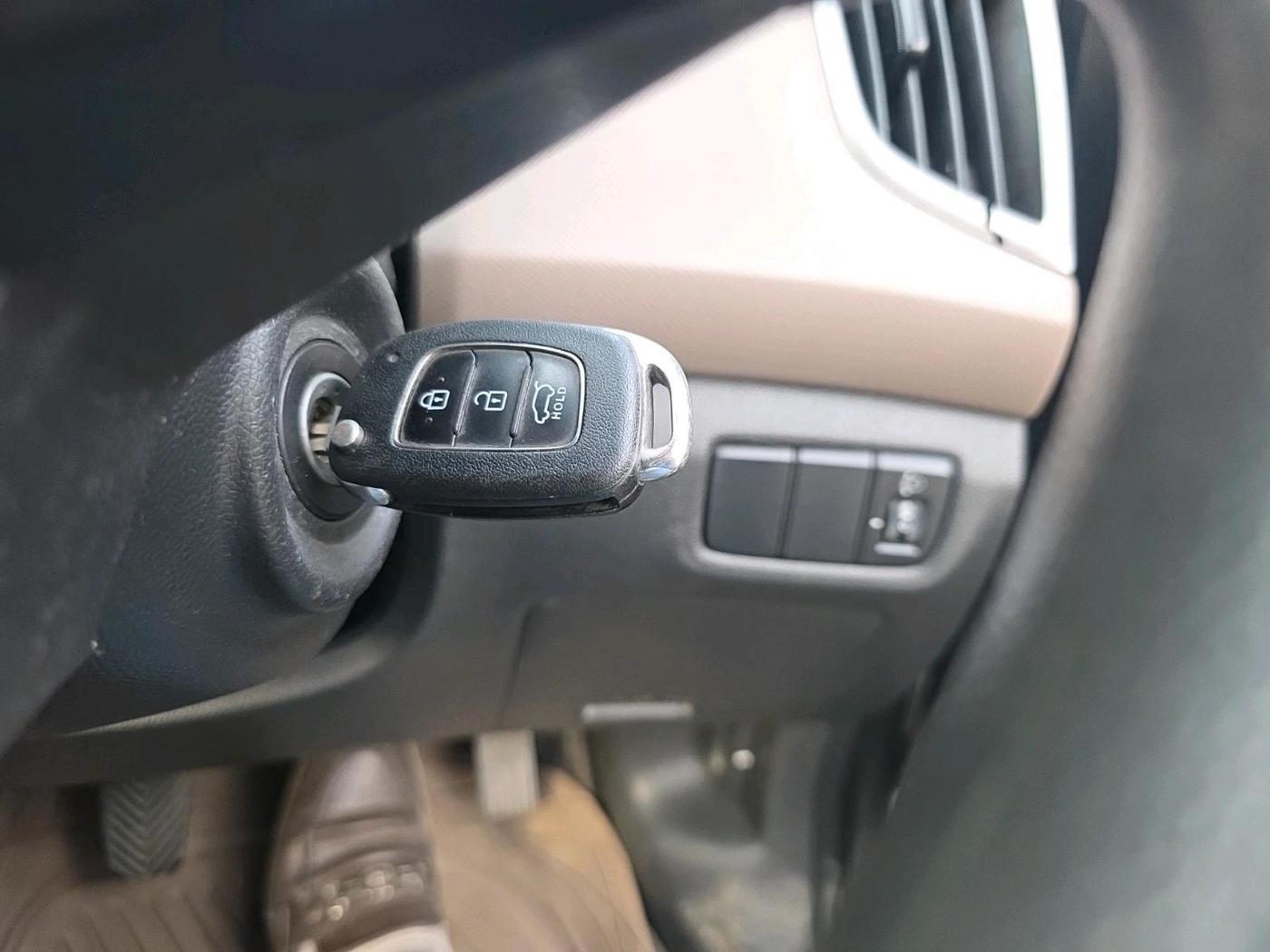 2018 Hyundai Creta E PLUS 1.4 DIESEL, Diesel, Manual, 99,499 km, interior