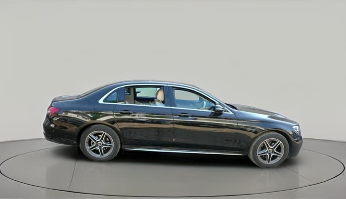 2022 Mercedes Benz E Class E 200, Hybrid, Automatic, 14,139 km, exterior