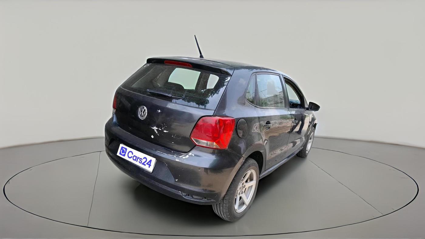 2017 Volkswagen Polo HIGHLINE1.5L, Diesel, Manual, 1,02,675 km, exterior
