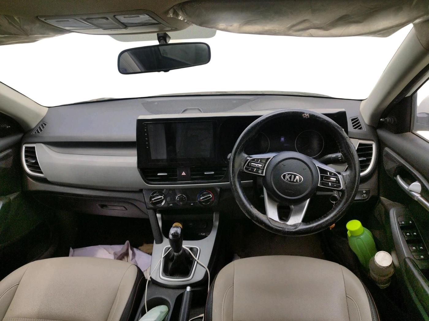 2020 KIA SELTOS HTE 1.5 DIESEL, Diesel, Manual, 1,94,891 km, interior