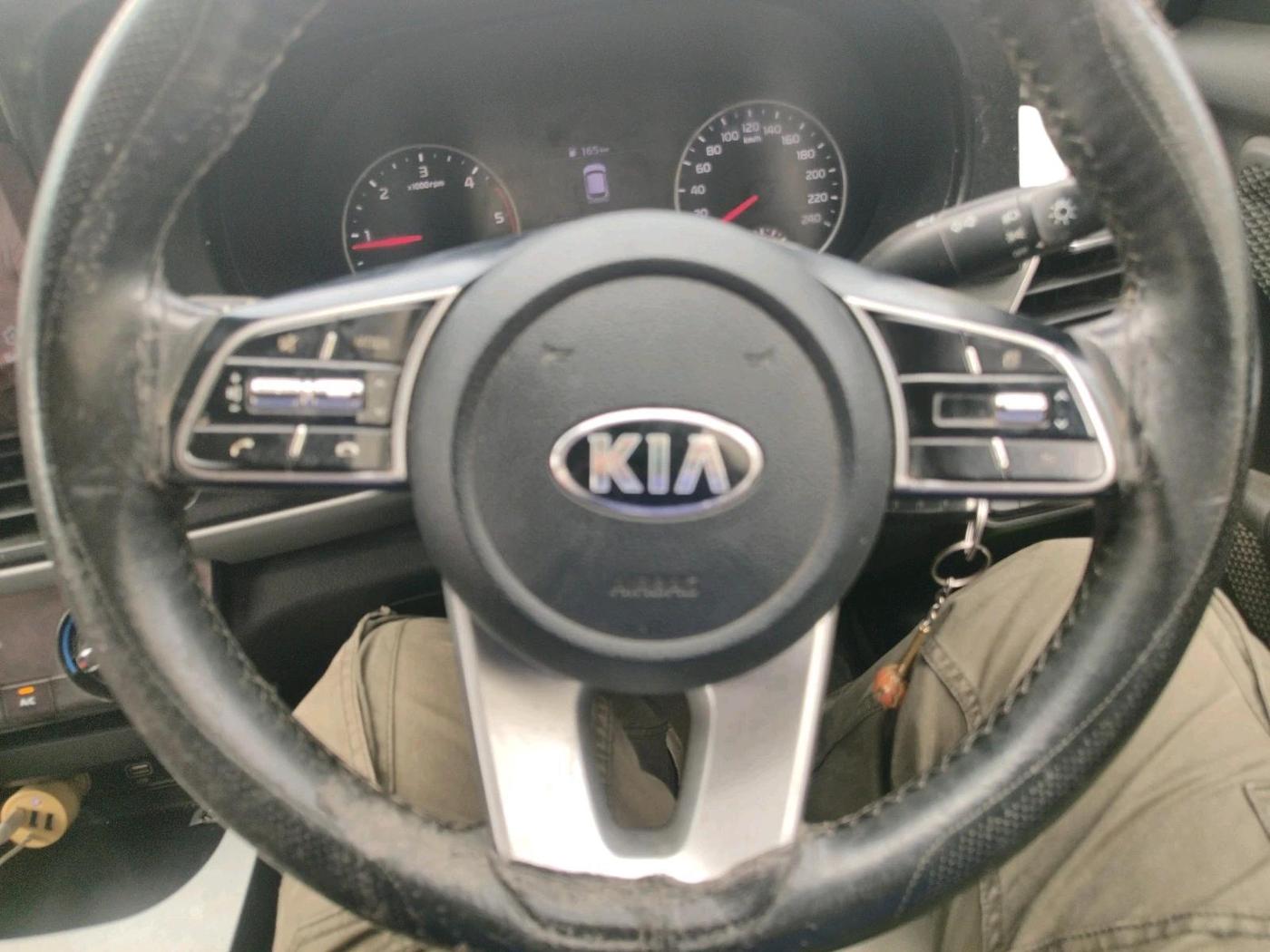 2020 KIA SELTOS HTE 1.5 DIESEL, Diesel, Manual, 1,94,891 km, interior