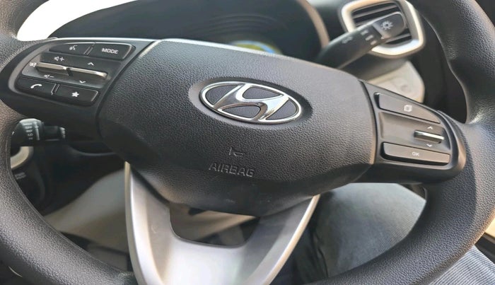 2025 Hyundai VENUE S 1.2, Petrol, Manual, 28,802 km, interior