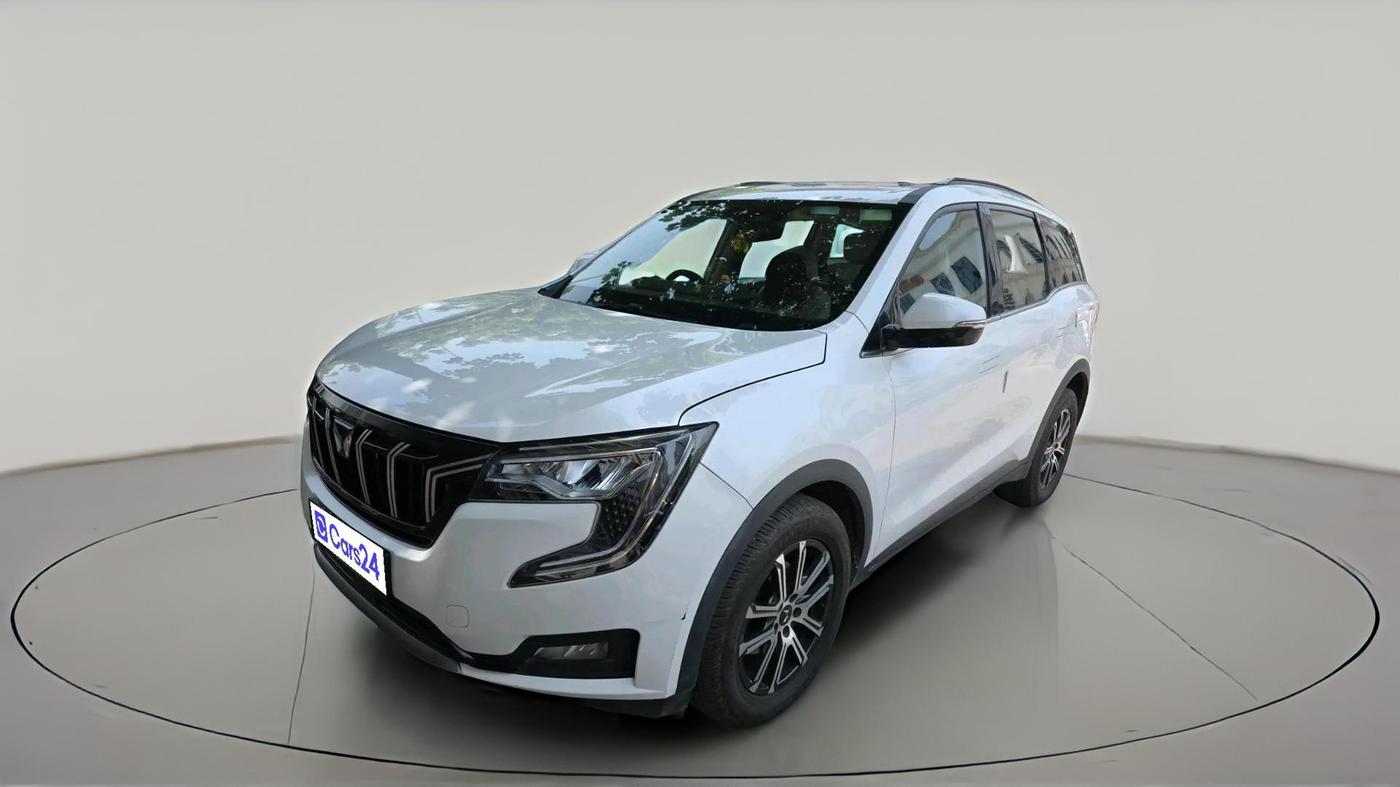 2022 Mahindra XUV700 AX 7 D AT 7 STR, Diesel, Automatic, 85,932 km, exterior