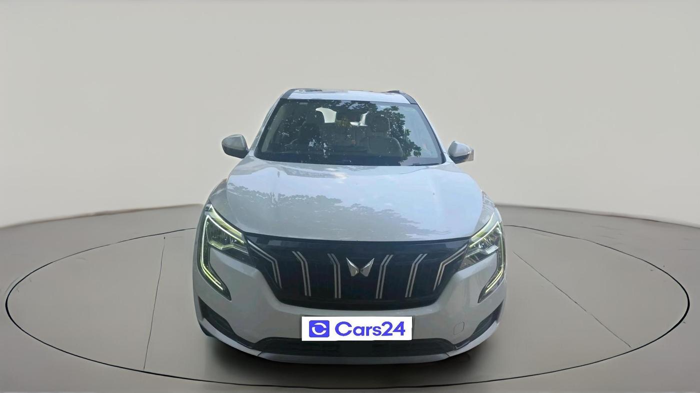 2022 Mahindra XUV700 AX 7 D AT 7 STR, Diesel, Automatic, 85,932 km, exterior