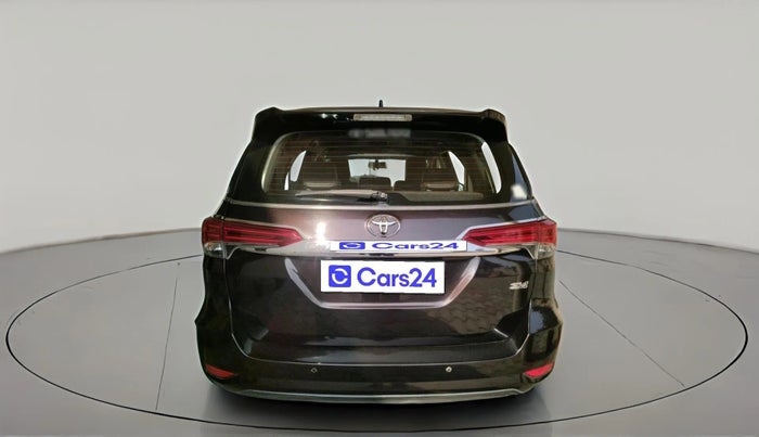 2016 Toyota Fortuner 2.8 4X4 AT, Diesel, Automatic, 1,59,532 km, exterior