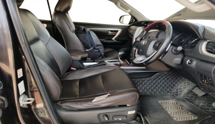 2016 Toyota Fortuner 2.8 4X4 AT, Diesel, Automatic, 1,59,532 km, interior