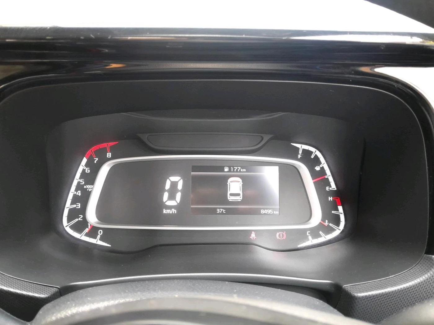 2024 KIA SONET HTK (O) 1.2 Petrol MT, Petrol, Manual, 8,495 km, interior