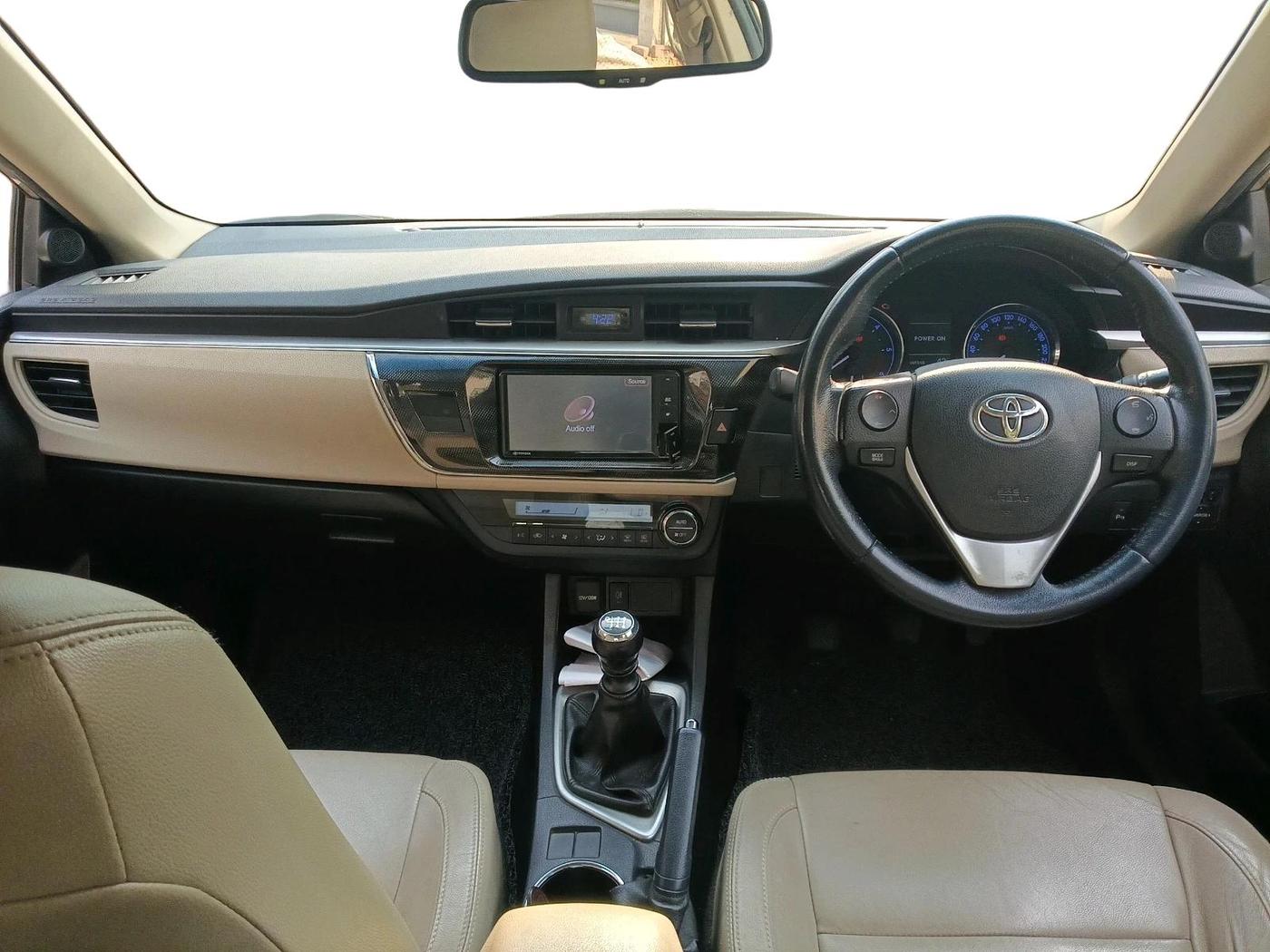 2014 Toyota Corolla Altis GL DIESEL, Diesel, Manual, 60,149 km, interior