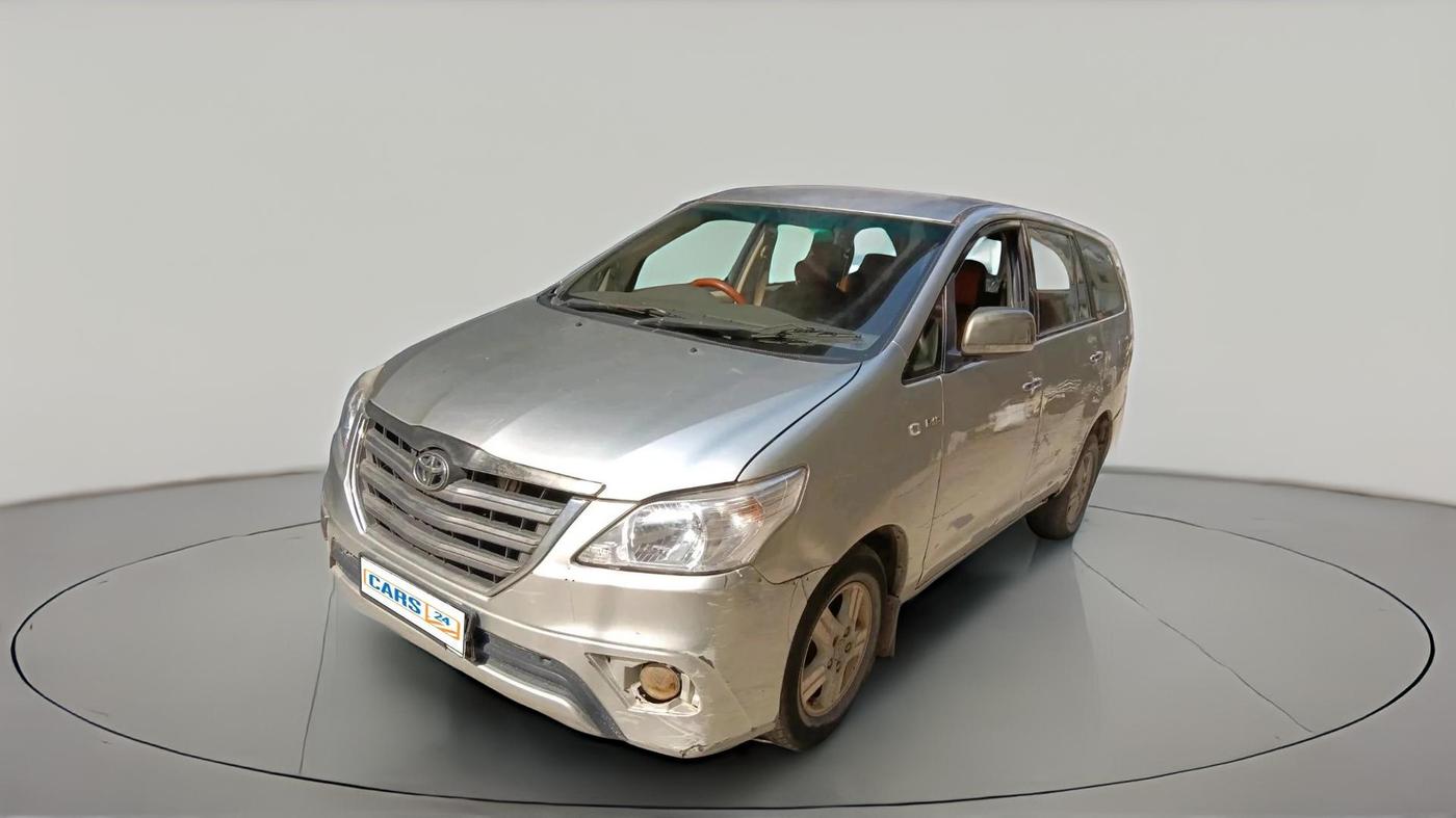 2007 Toyota Innova V 2.5 8 STR, Diesel, Manual, 1,78,918 km, exterior