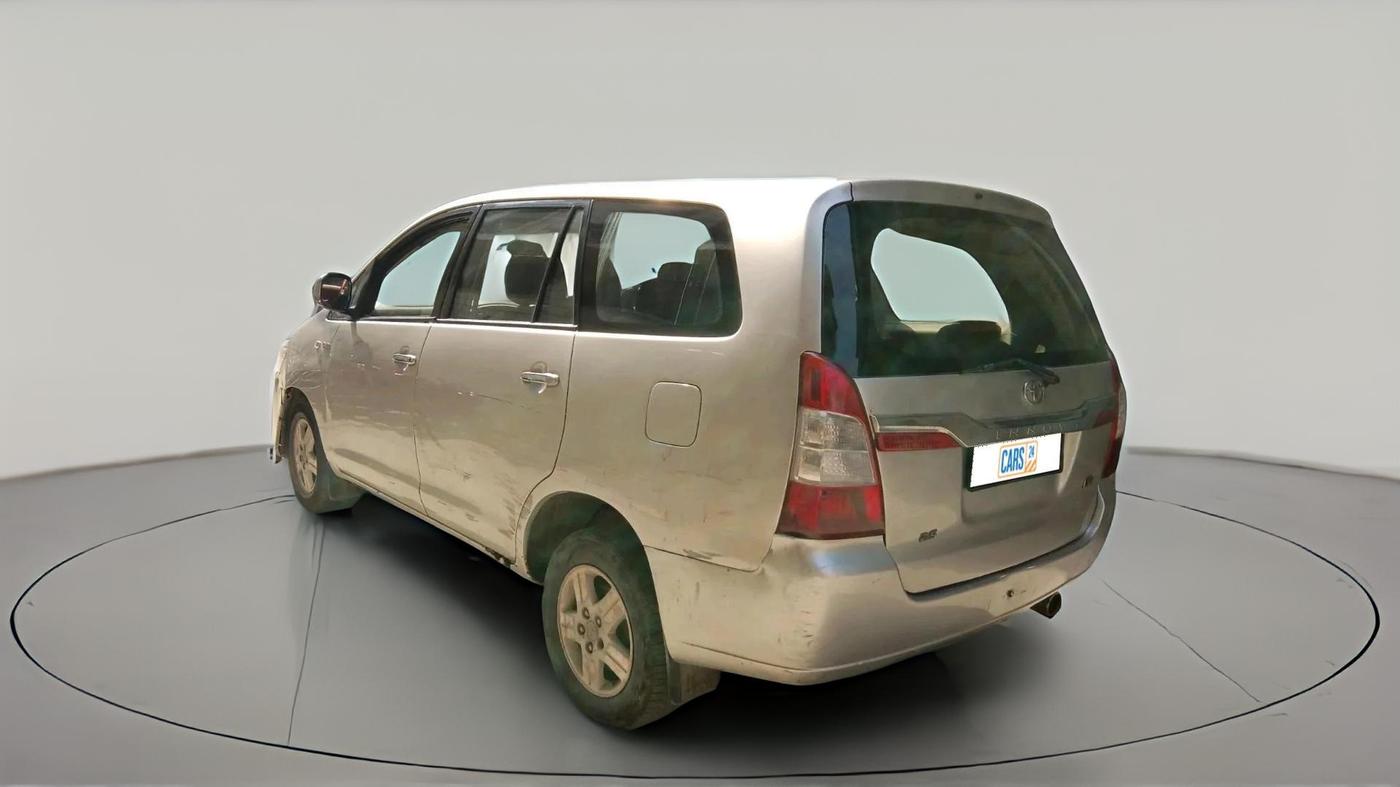 2007 Toyota Innova V 2.5 8 STR, Diesel, Manual, 1,78,918 km, exterior