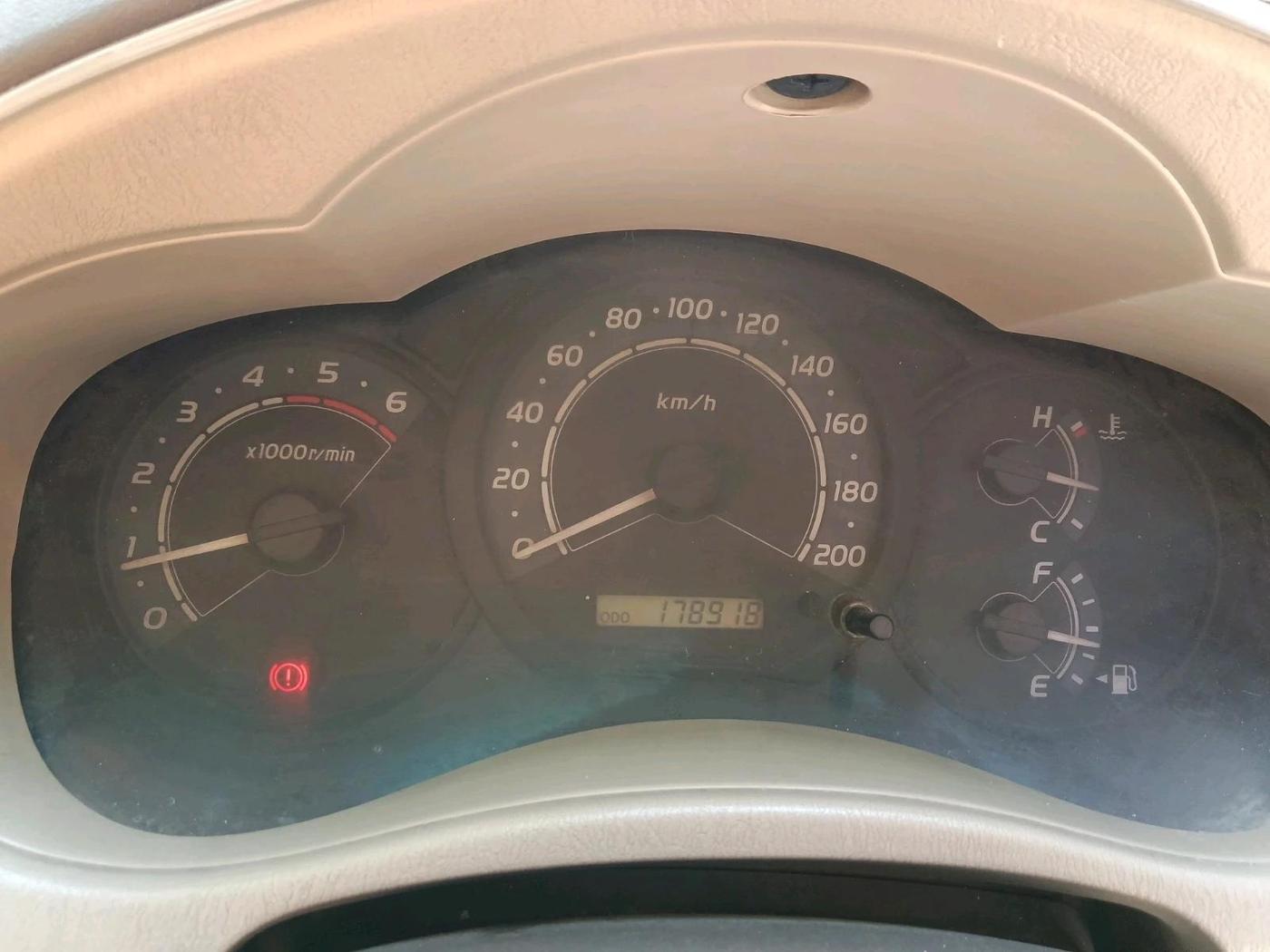 2007 Toyota Innova V 2.5 8 STR, Diesel, Manual, 1,78,918 km, interior