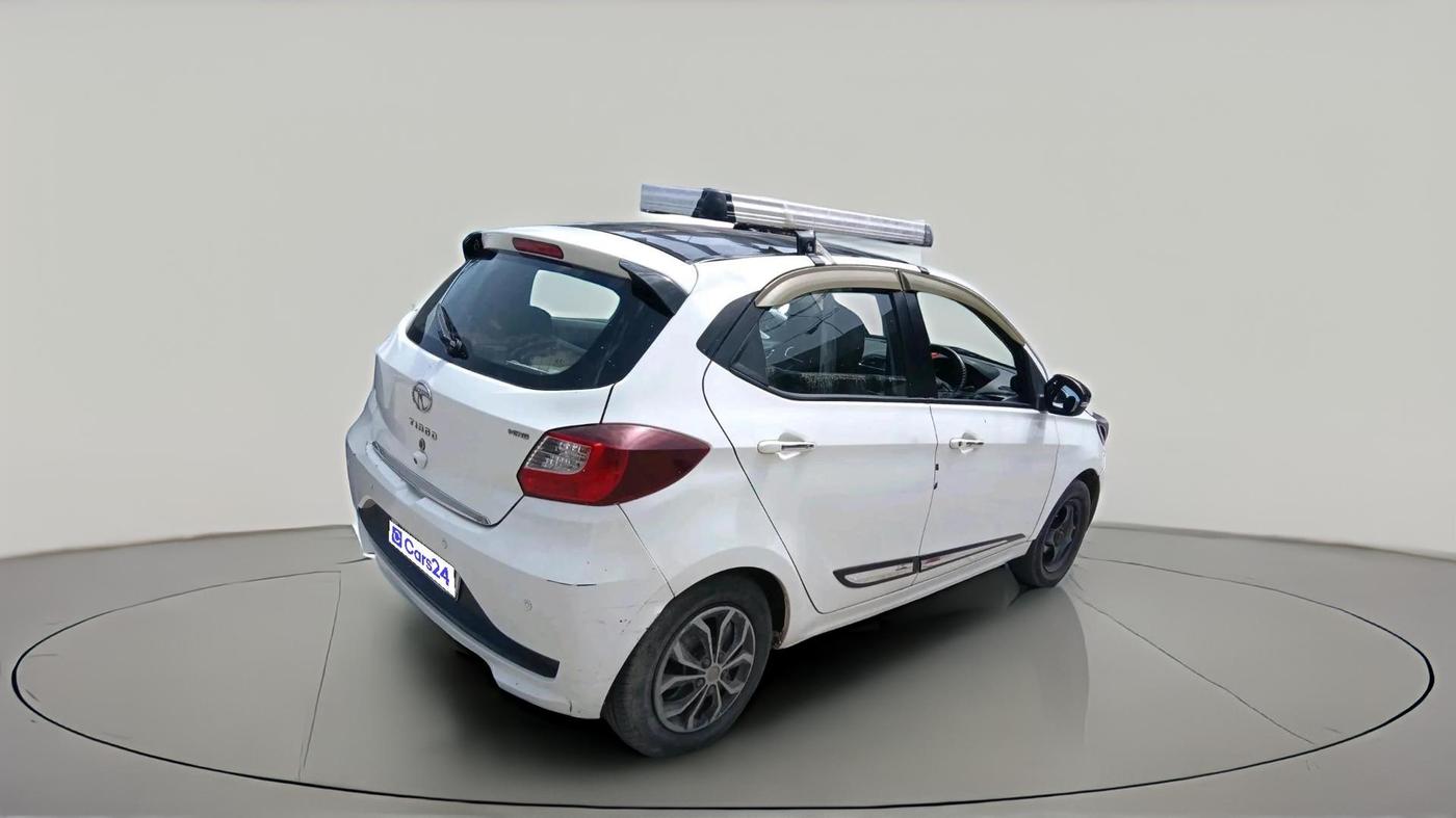 2022 Tata Tiago XZ PLUS CNG, CNG, Manual, 28,386 km, exterior