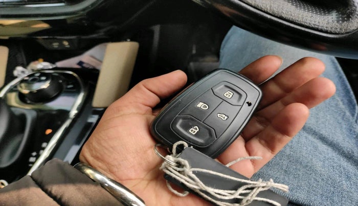 2021 Tata Safari XZA PLUS 6S, Diesel, Automatic, 89,254 km, interior