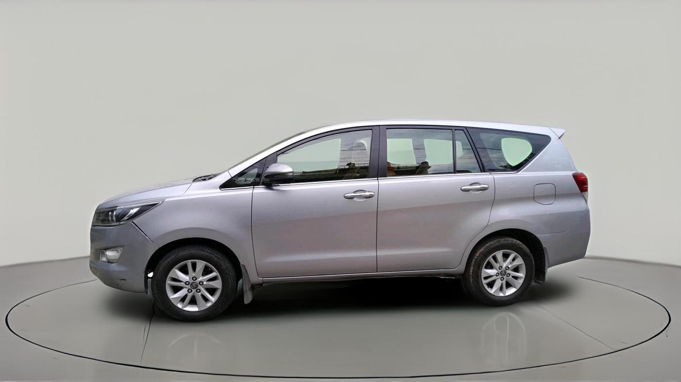 2019 Toyota Innova Crysta 2.4 VX 7 STR, Diesel, Manual, 1,77,790 km, exterior