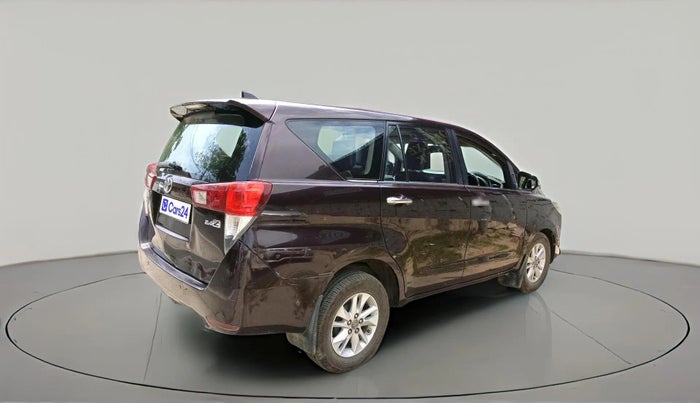 2016 Toyota Innova Crysta 2.4 ZX 7 STR, Diesel, Manual, 1,51,313 km, exterior