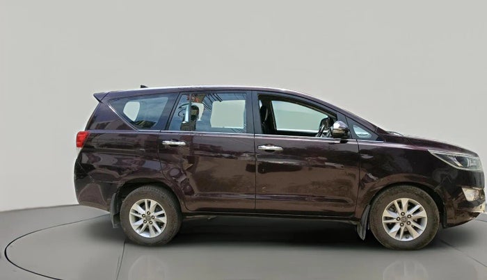 2016 Toyota Innova Crysta 2.4 ZX 7 STR, Diesel, Manual, 1,51,313 km, exterior