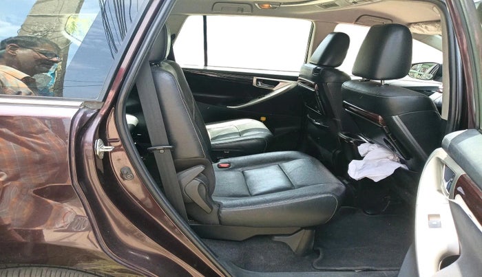 2016 Toyota Innova Crysta 2.4 ZX 7 STR, Diesel, Manual, 1,51,313 km, interior