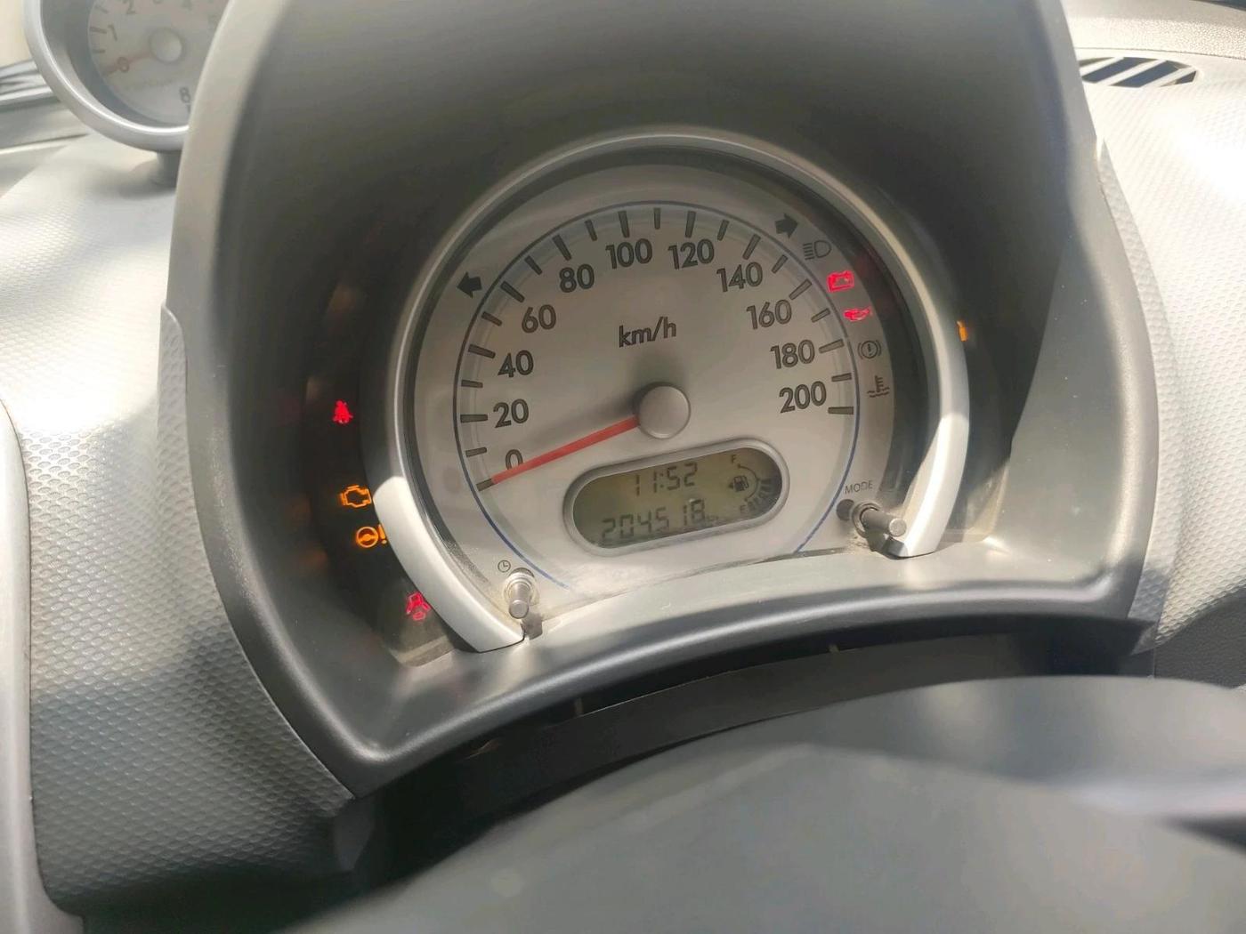 2014 Maruti Ritz VXI, Petrol, Manual, 2,04,518 km, interior