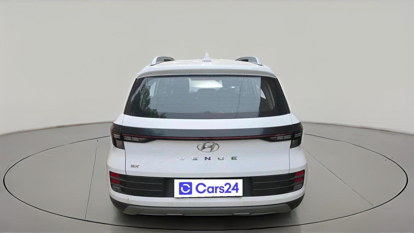 2024 Hyundai VENUE SX 1.2 PETROL, Petrol, Manual, 18,199 km, exterior