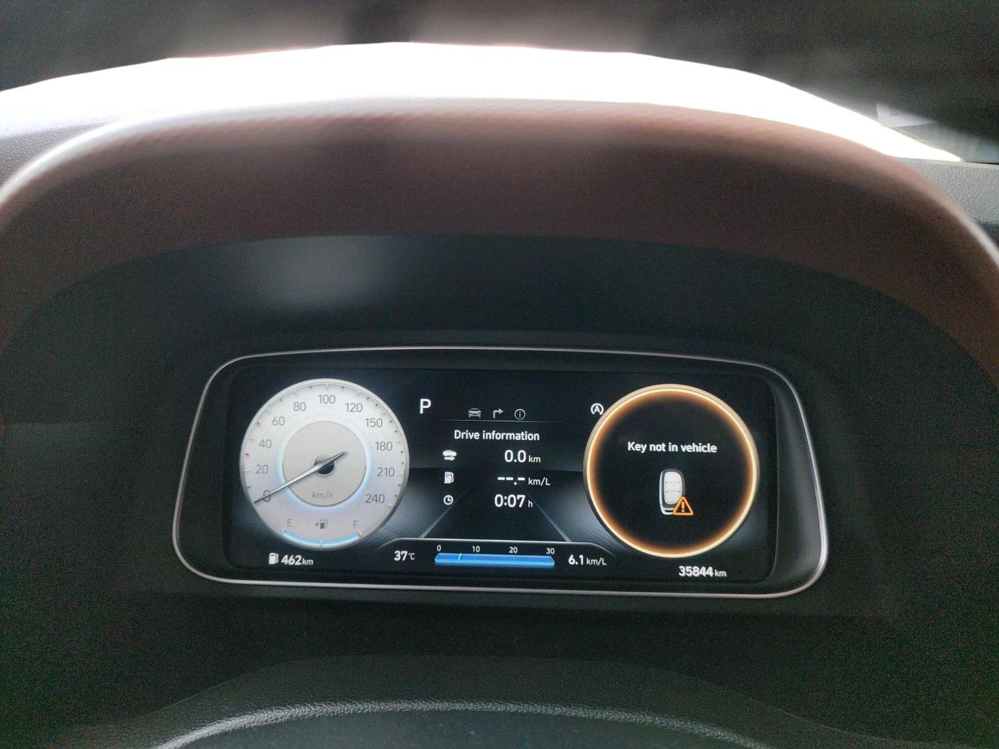 2023 Hyundai ALCAZAR 1.5 SIGNATURE (O) DCT 6STR TURBO P, Petrol, Automatic, 35,844 km, interior