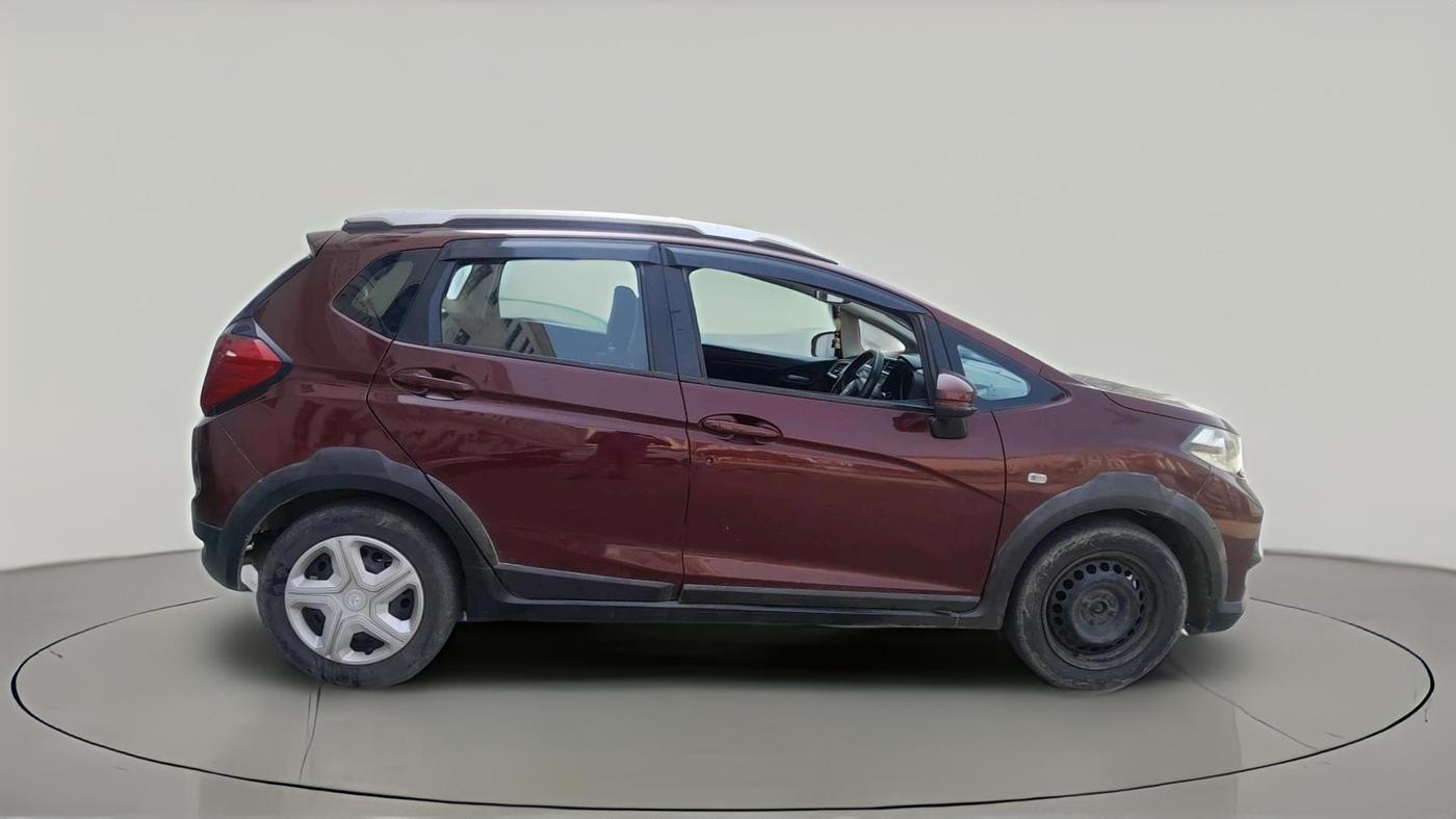 2017 Honda WR-V 1.5L I-DTEC S MT, Diesel, Manual, 79,540 km, exterior