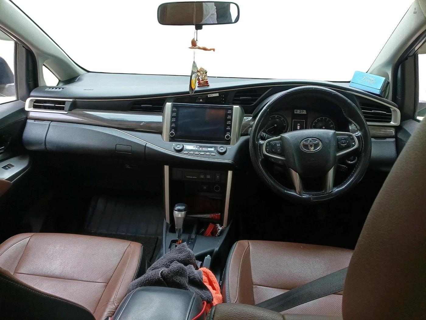 2021 Toyota Innova Crysta 2.4 ZX 7 STR, Diesel, Manual, 1,07,447 km, interior