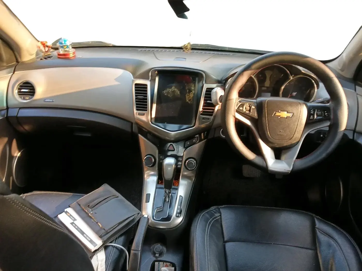 2016 Chevrolet Cruze LTZ AT, Diesel, Automatic, 70,364 km, interior