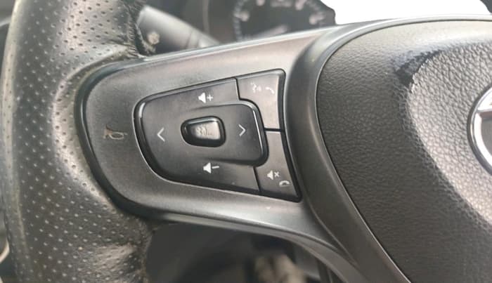 2022 Tata PUNCH PURE MT, Petrol, Manual, 60,564 km, interior