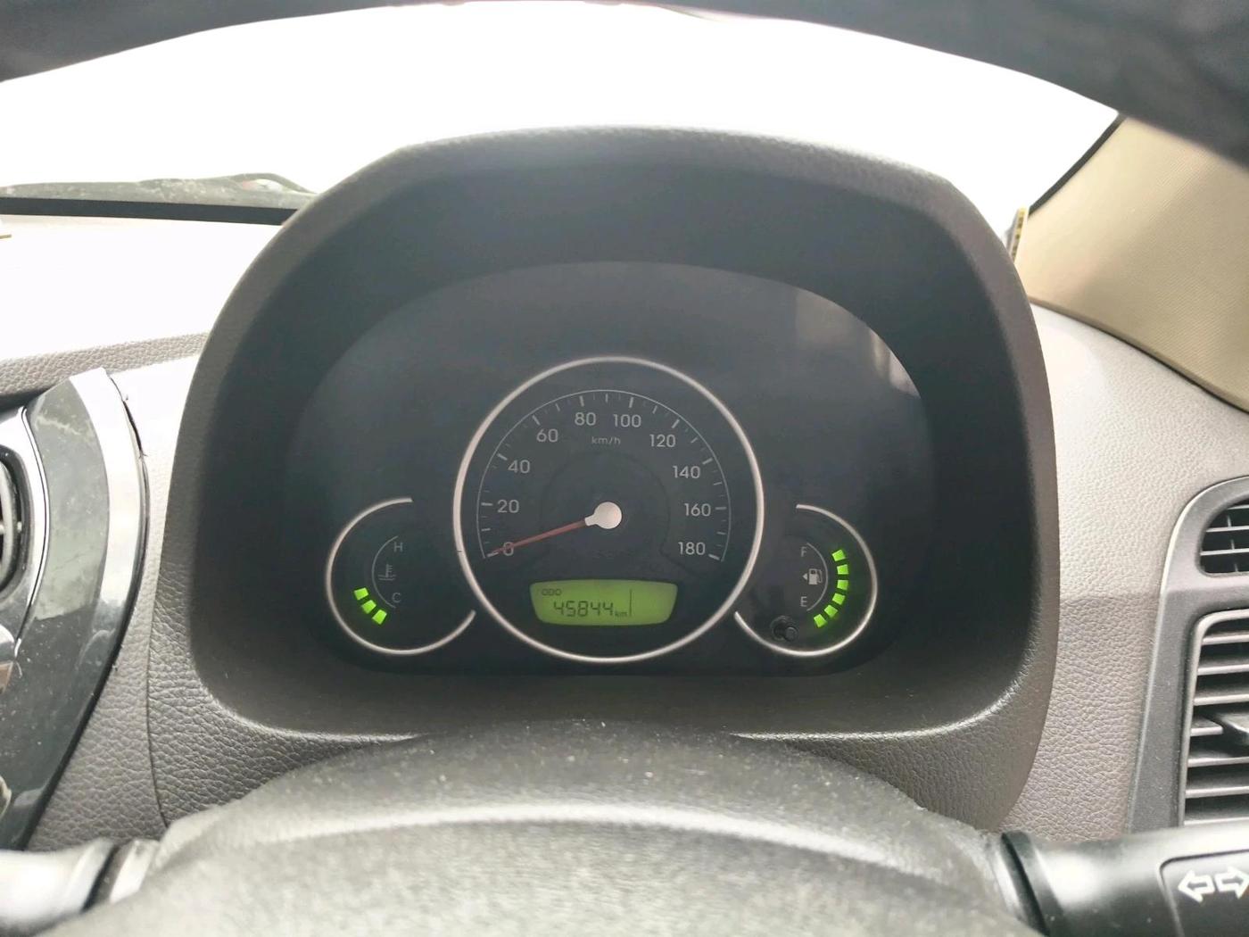 2017 Hyundai Eon MAGNA +, Petrol, Manual, 45,844 km, interior