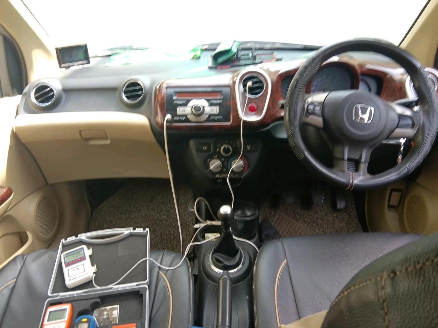 2014 Honda Mobilio 1.5L I-DTEC S, Diesel, Manual, 1,64,197 km, interior