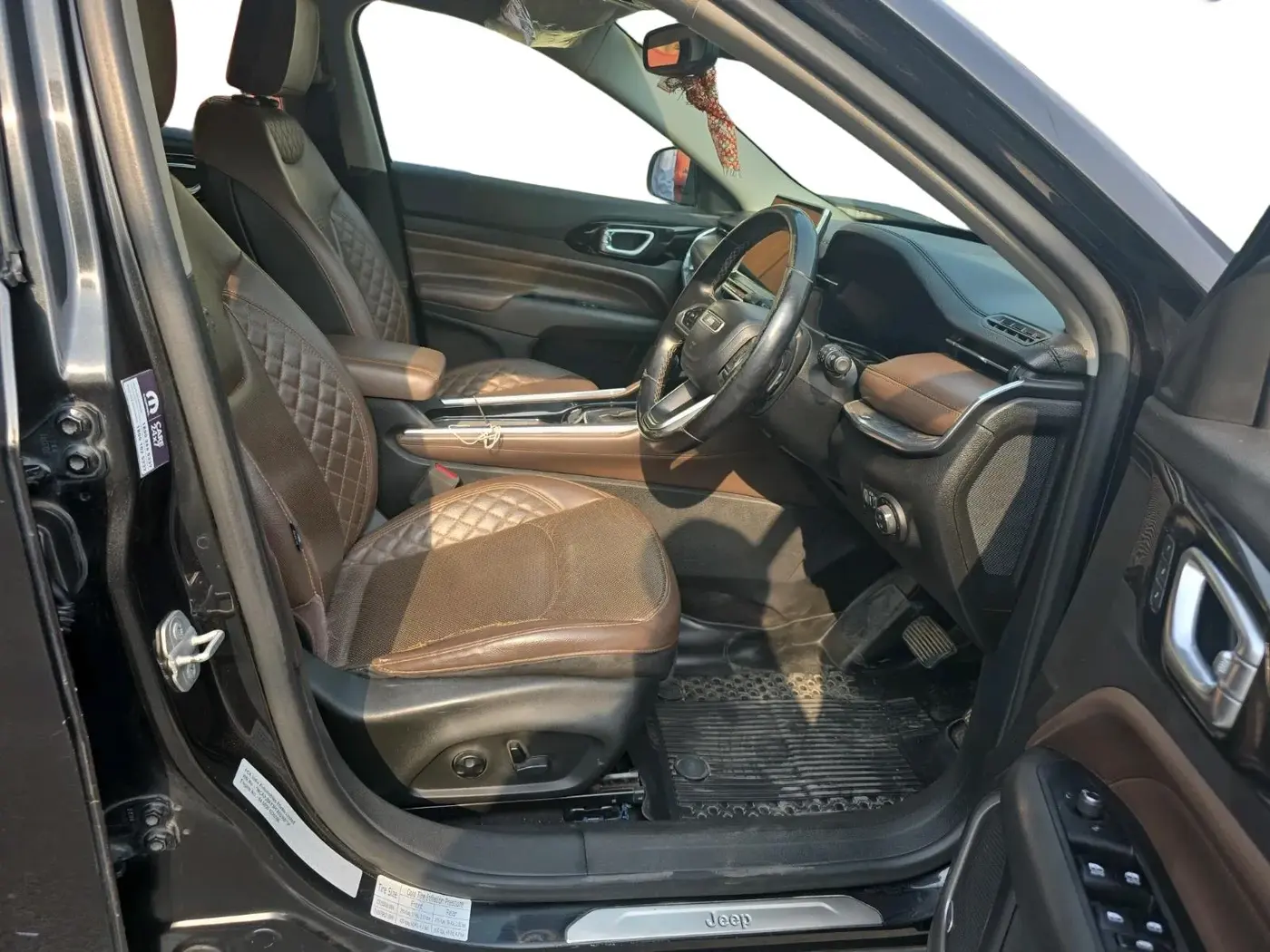 2023 Jeep MERIDIAN LIMITED (O) 4X2 AT, Diesel, Automatic, 86,819 km, interior