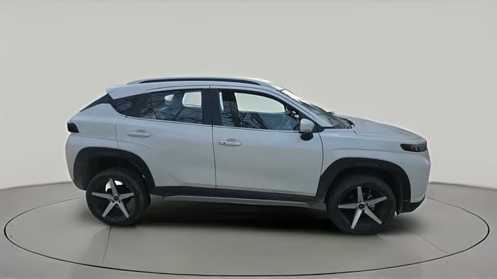 2025 Maruti FRONX ZETA 1.0 TURBO MT, Petrol, Manual, 12,201 km, exterior