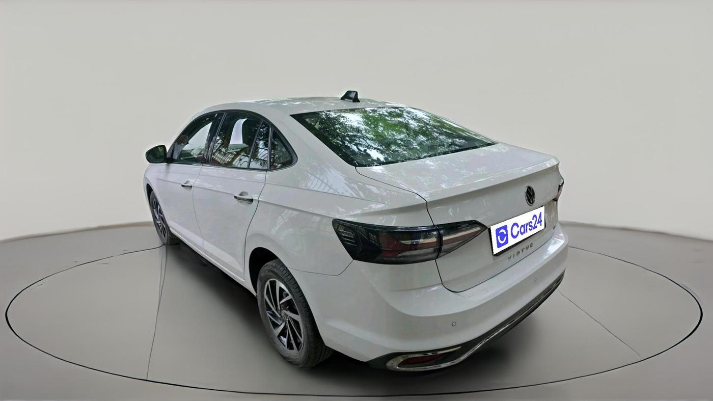 2024 Volkswagen VIRTUS TOPLINE TSI 1.0 AT, Petrol, Automatic, 42,743 km, exterior