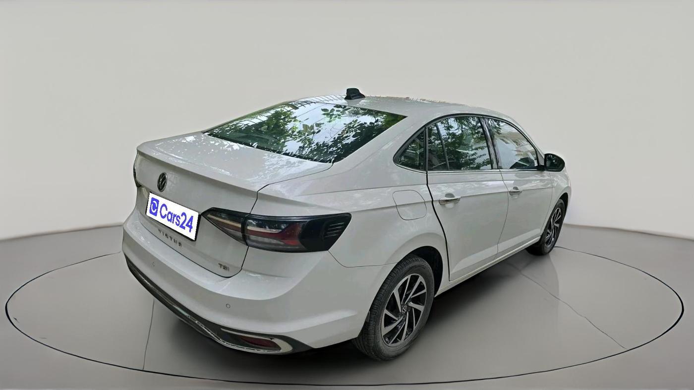 2024 Volkswagen VIRTUS TOPLINE TSI 1.0 AT, Petrol, Automatic, 42,743 km, exterior