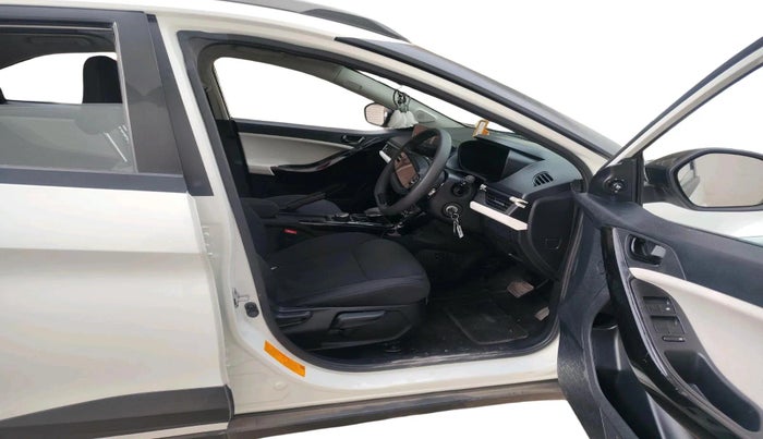 2025 Tata NEXON  Pure Plus 1.2 Petrol AMT, Petrol, Automatic, 5,820 km, interior