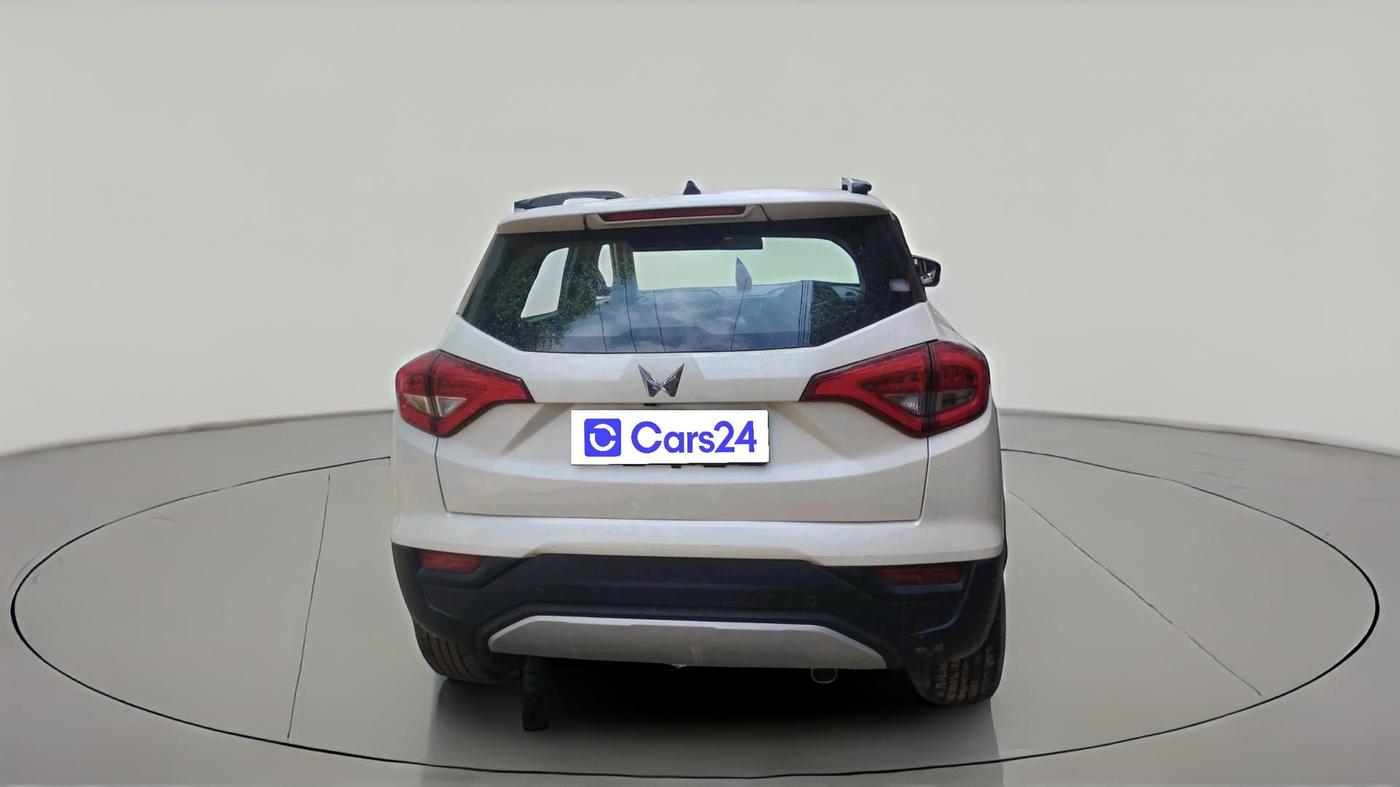 2022 Mahindra XUV300 W6 1.5 Diesel, Diesel, Manual, 1,31,773 km, exterior